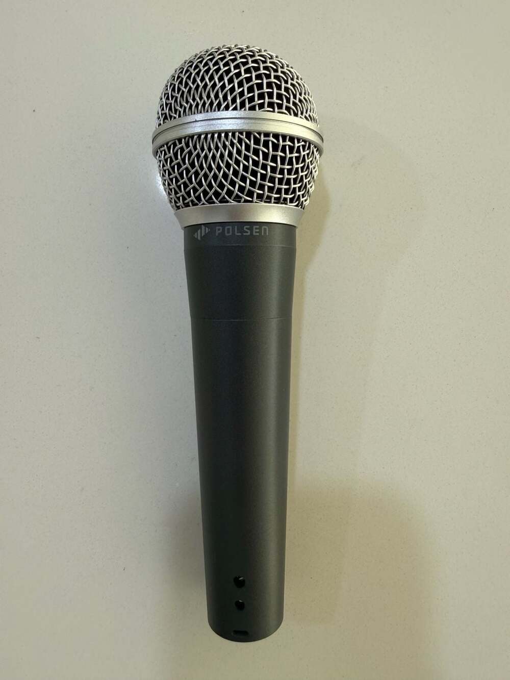 Polsen M-70 Dynamic Handheld Microphone - Picture 2 of 5